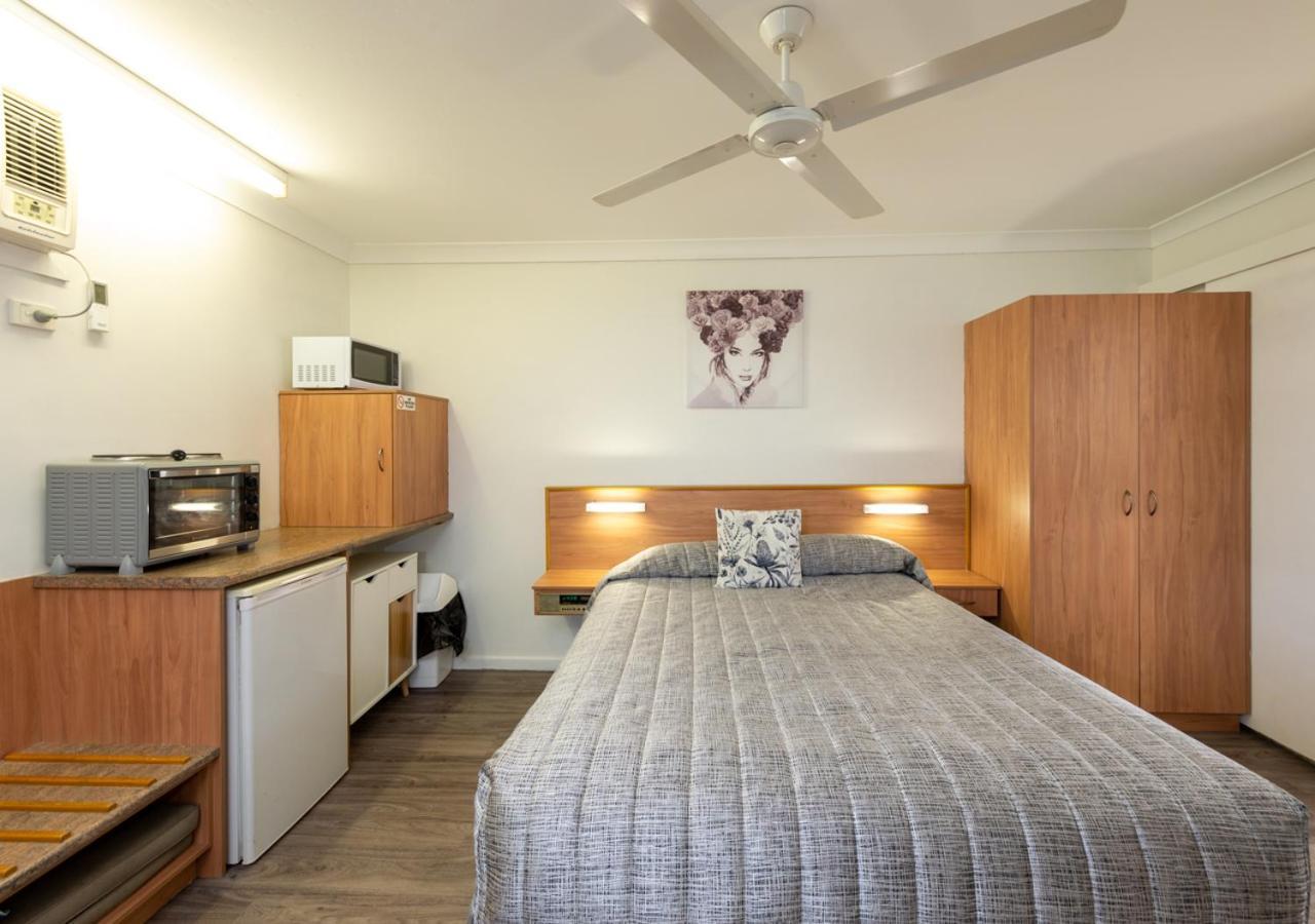 Motel Riviera On Ruthven à Toowoomba Extérieur photo