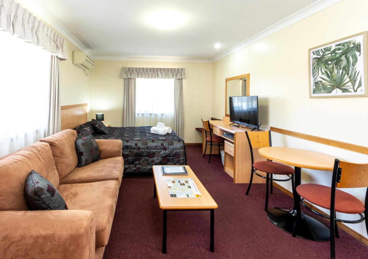 Motel Riviera On Ruthven à Toowoomba Extérieur photo