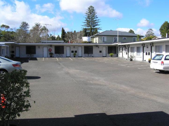 Motel Riviera On Ruthven à Toowoomba Extérieur photo